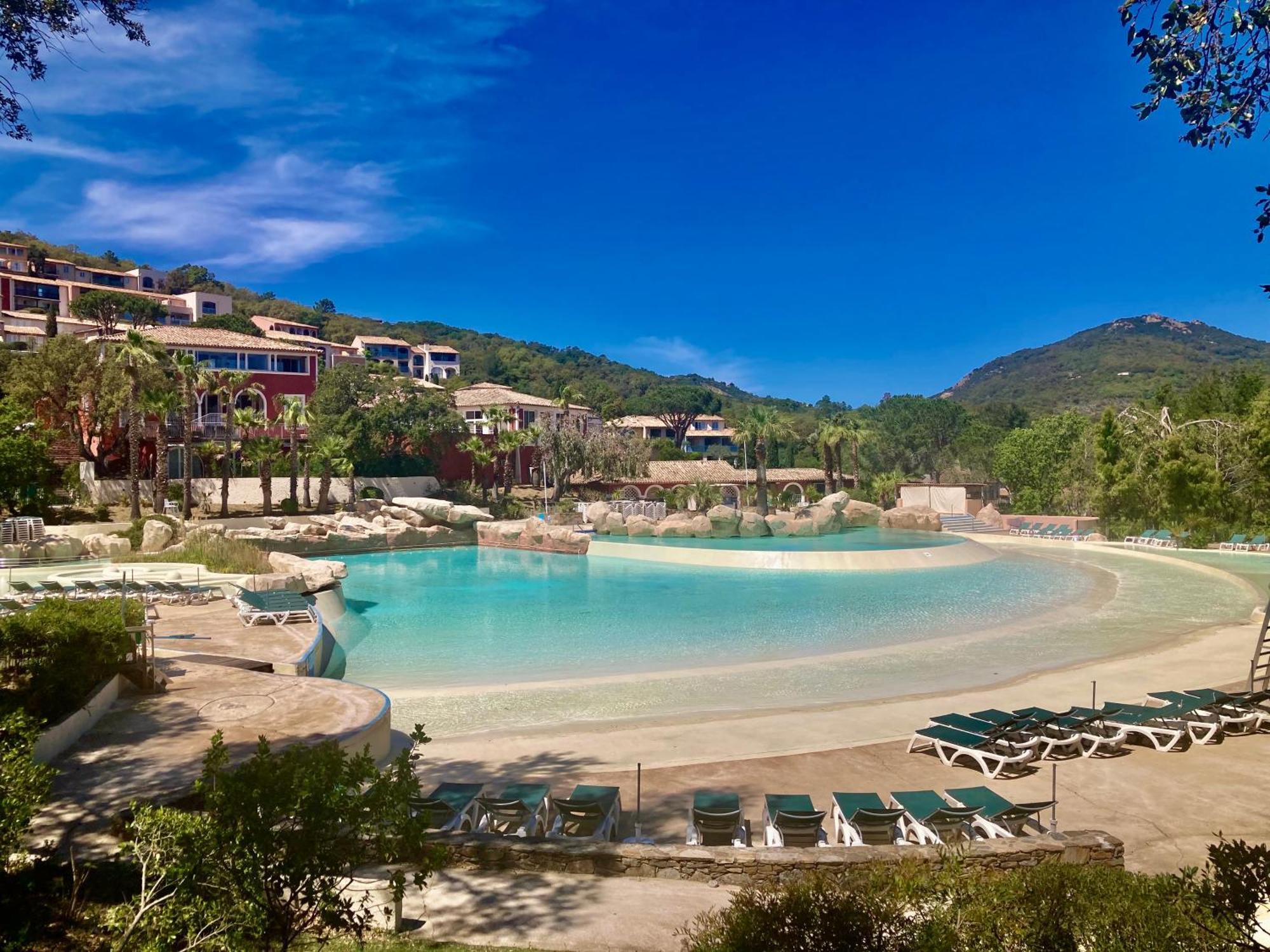 Les Restanques Vue Mer Pressoir 3131 Grimaud Buitenkant foto